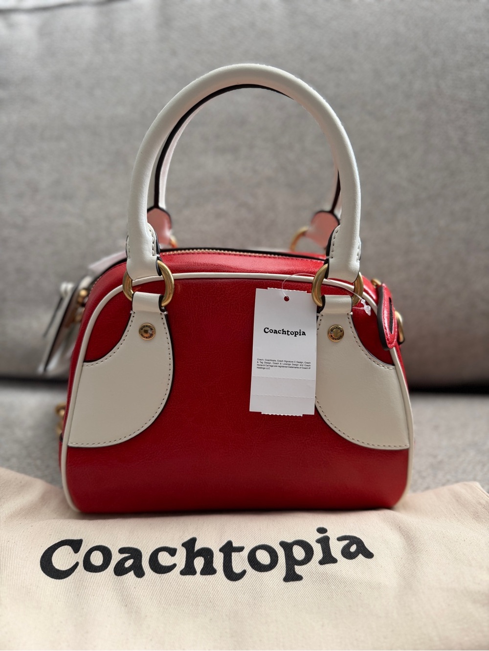 Coachtopia Bowling Bag Red/White | NWT | Crossbody Satchel | Dust Bag Included - Picture 4 of 9